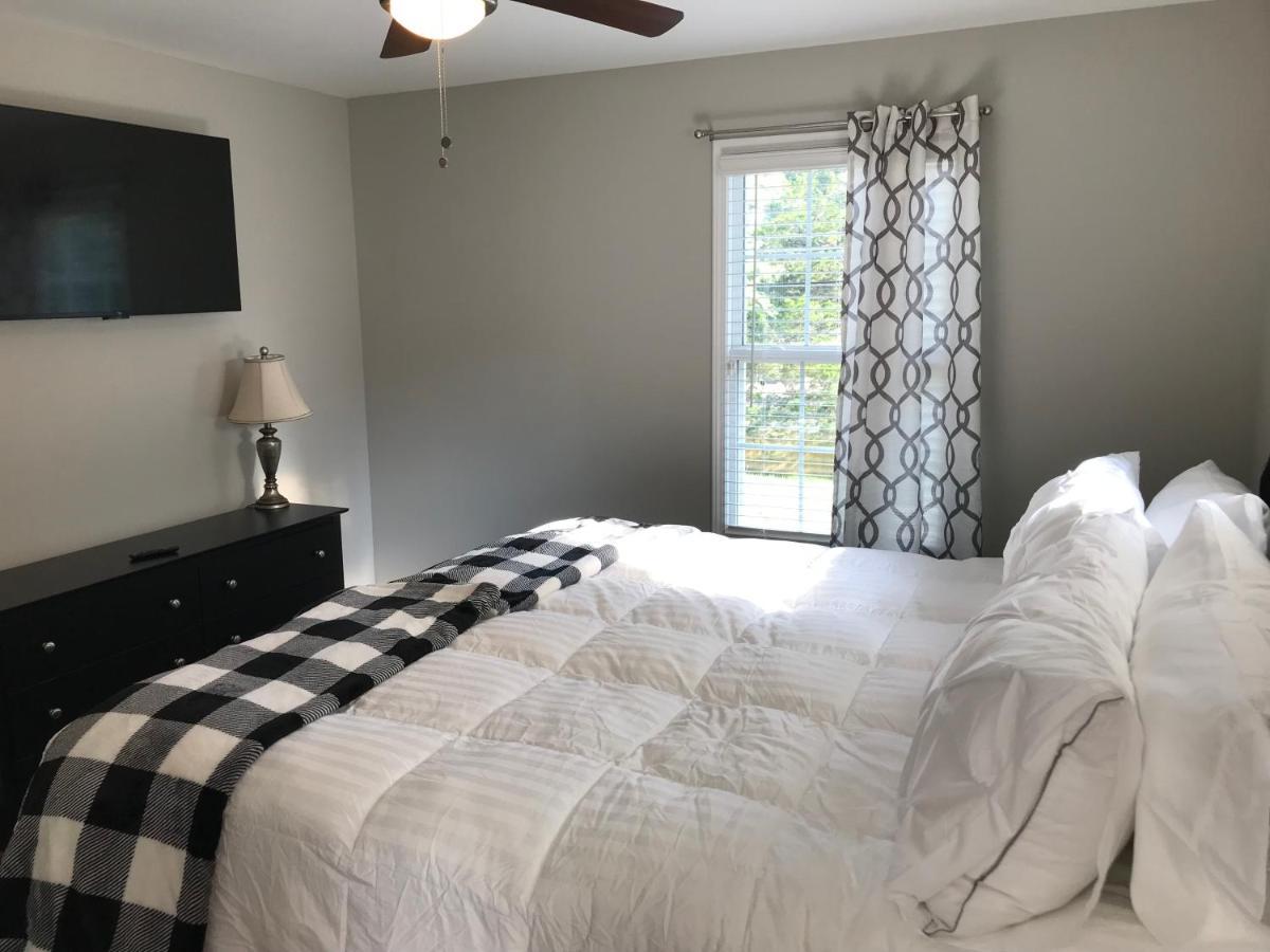 Brand New 3 Bedroom 2 Bath Home هانتسفيل المظهر الخارجي الصورة